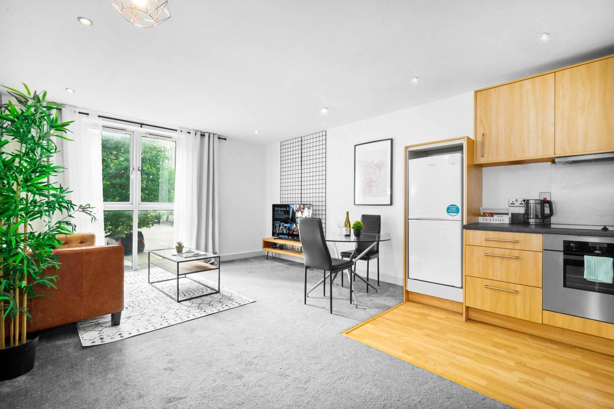 Birmingham City Centre Deluxe Apartment - Secure Parking 36C المظهر الخارجي الصورة